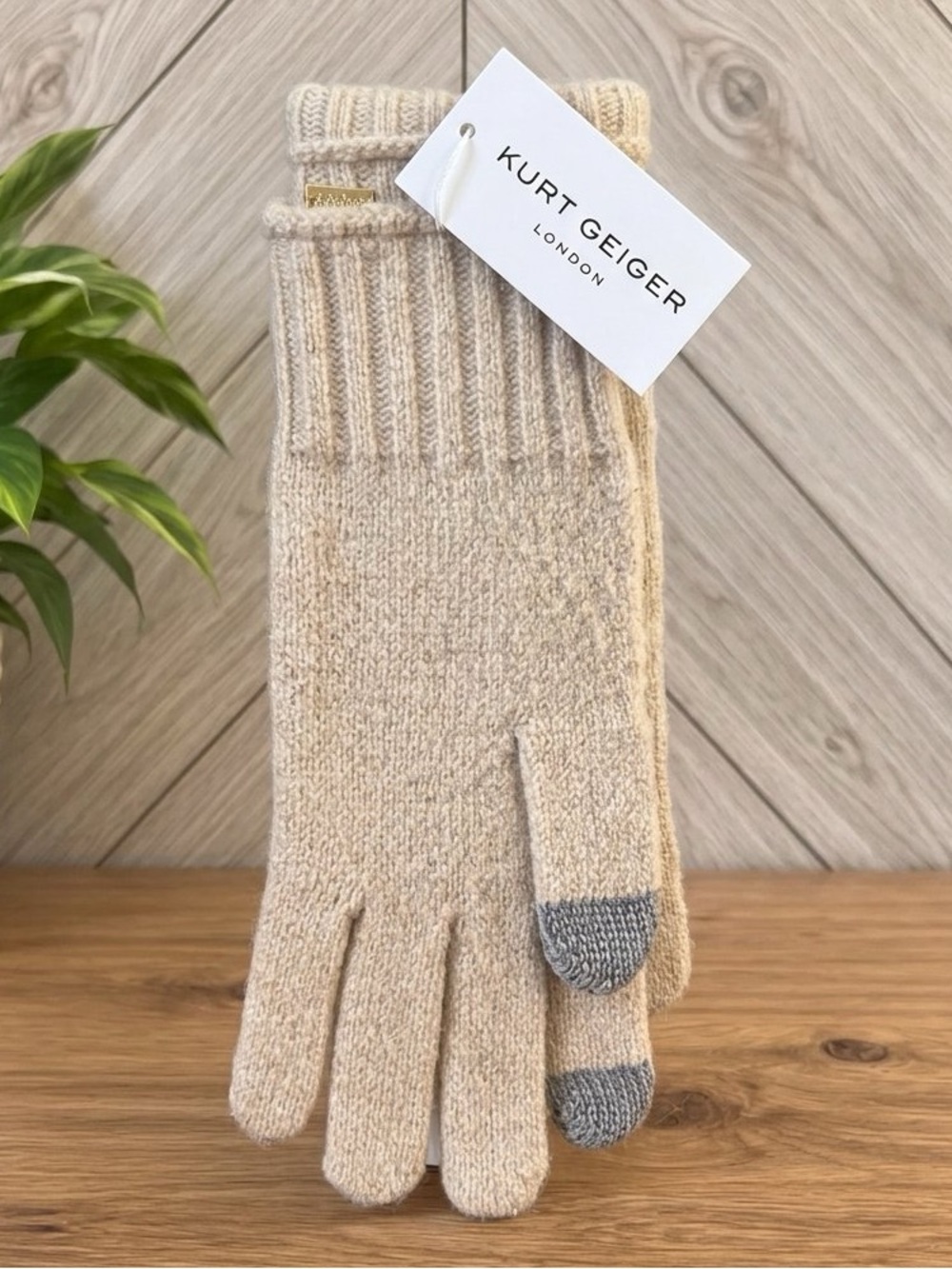 KURT GEIGER London Bone Metallic Touchscreen Gloves NWT